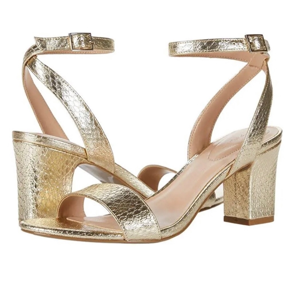 Bandilino sandals
